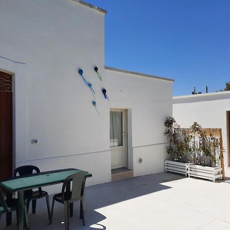 ロコロトンド Trulli Donna Isabella 2 Bed & Breakfast エクステリア 写真