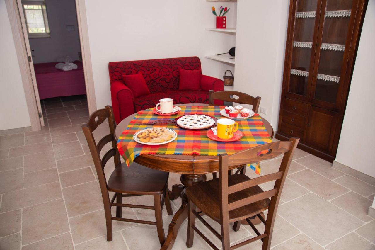 ロコロトンド Trulli Donna Isabella 2 Bed & Breakfast エクステリア 写真