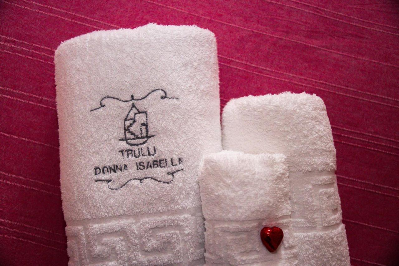 ロコロトンド Trulli Donna Isabella 2 Bed & Breakfast エクステリア 写真