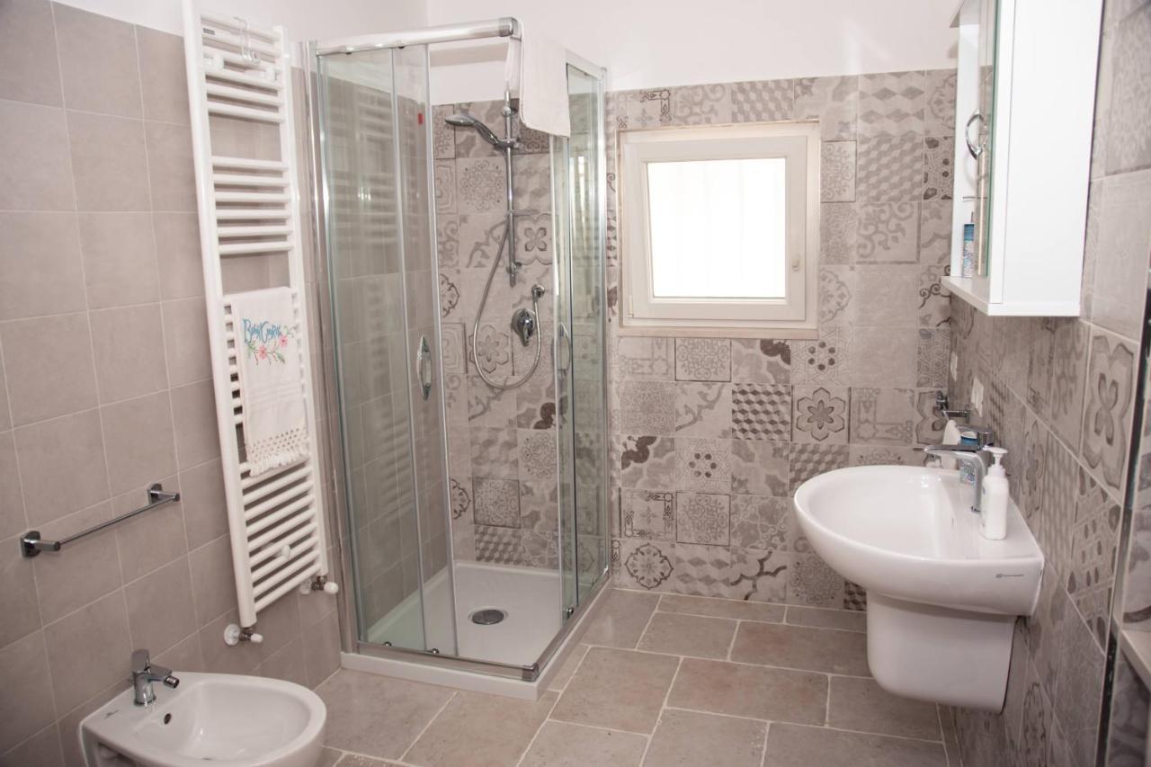 ロコロトンド Trulli Donna Isabella 2 Bed & Breakfast エクステリア 写真