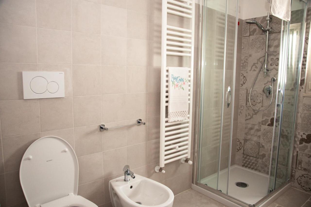 ロコロトンド Trulli Donna Isabella 2 Bed & Breakfast エクステリア 写真