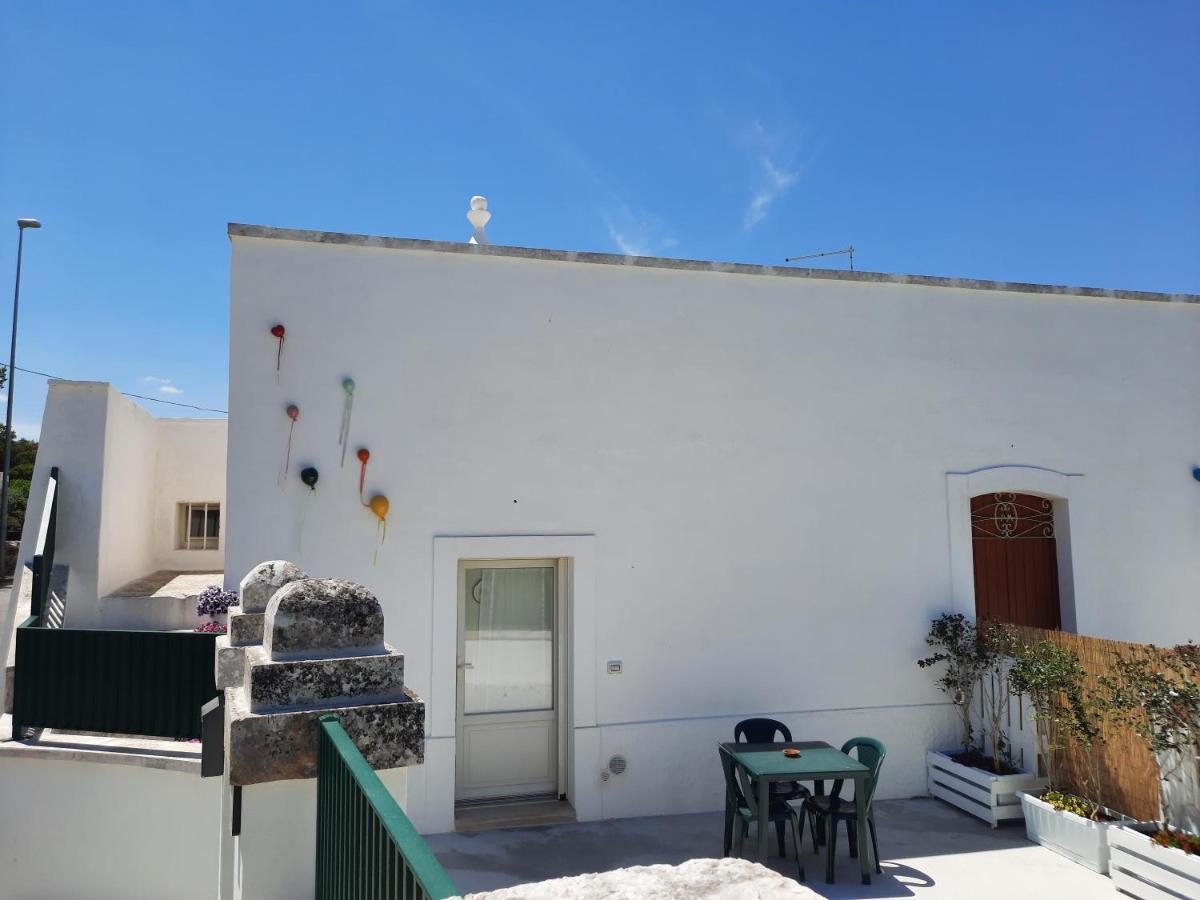 ロコロトンド Trulli Donna Isabella 2 Bed & Breakfast エクステリア 写真