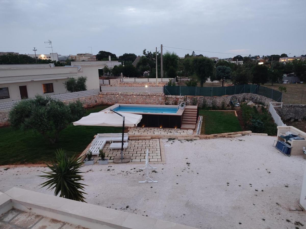 ロコロトンド Trulli Donna Isabella 2 Bed & Breakfast エクステリア 写真