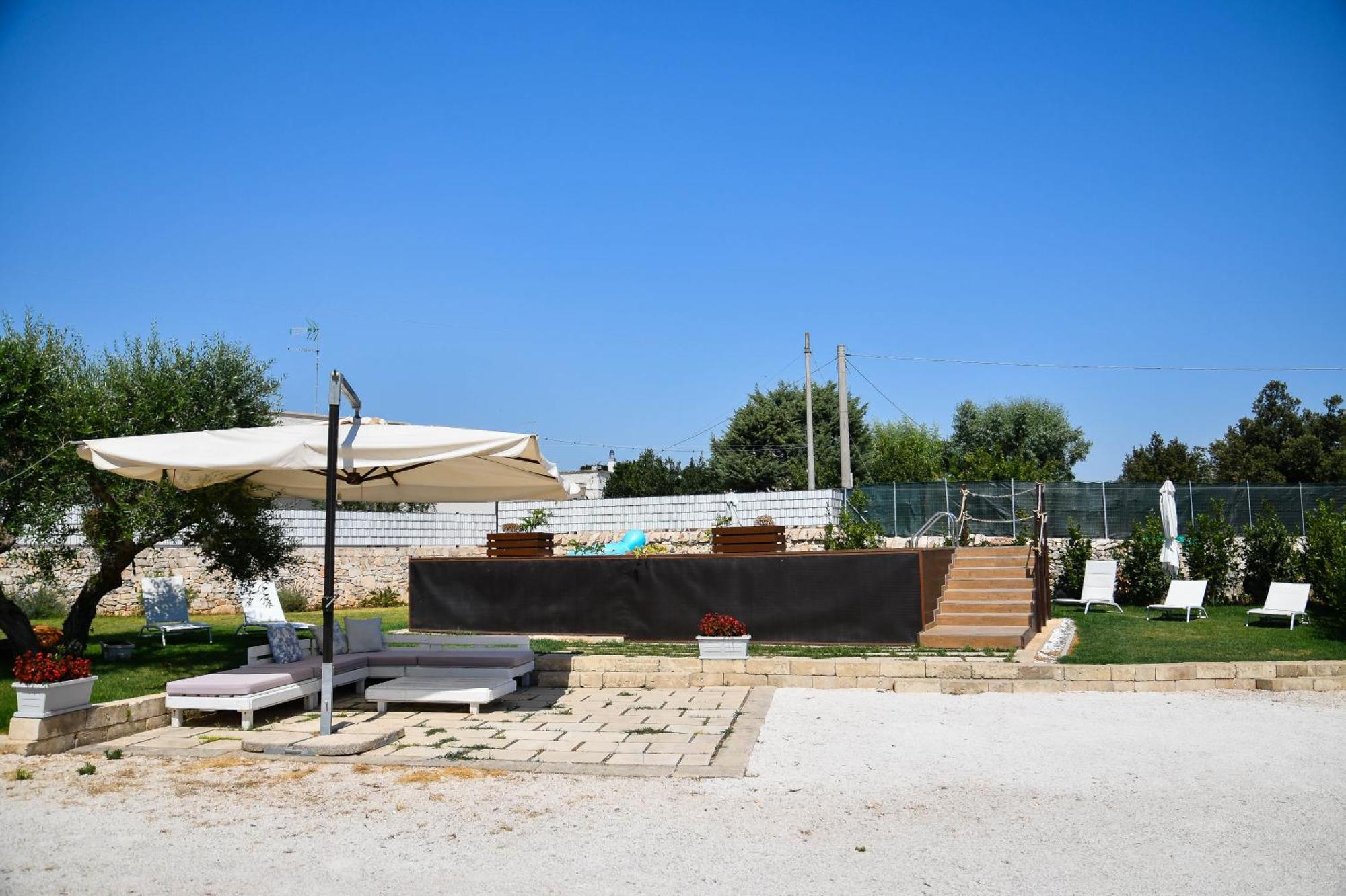 ロコロトンド Trulli Donna Isabella 2 Bed & Breakfast エクステリア 写真